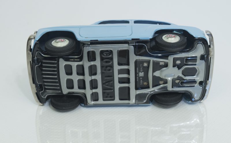 Bandai Fiat 600 Convertible Friction Tin Car #743 <FONT COLOR="ff000 ">*SOLD*</font> - Image 8