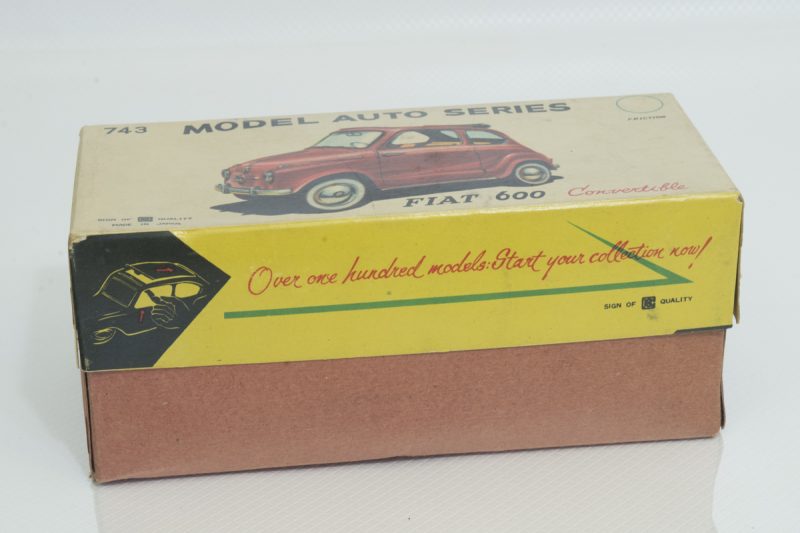 Bandai Fiat 600 Convertible Friction Tin Car #743 <FONT COLOR="ff000 ">*SOLD*</font> - Image 9