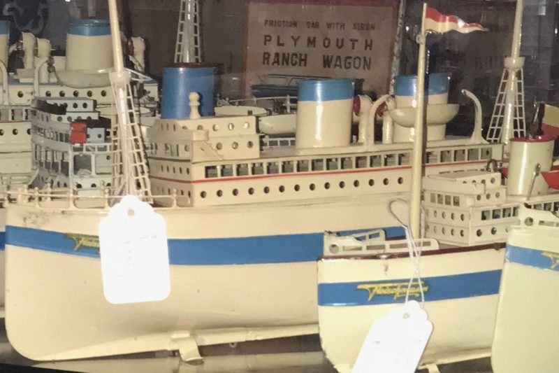 Fleischmann 16.5 inch Ocean Liner Ship for Sale <FONT COLOR="ff000 ">*SOLD*</font> - Image 2