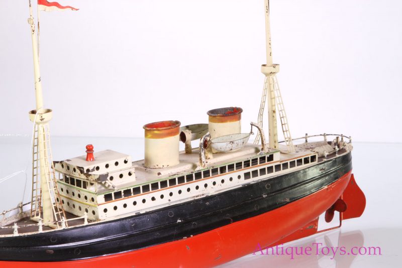 Fleischmann Red and Black Ocean Liner for  Sale <FONT COLOR="ff000 ">*SOLD*</font> - Image 5