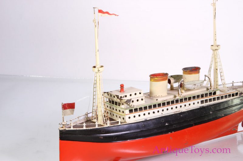 Fleischmann Red and Black Ocean Liner for  Sale <FONT COLOR="ff000 ">*SOLD*</font> - Image 9