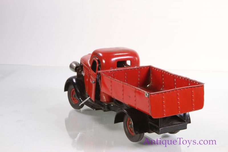 VeBe Toys Victor Bonnet Tin Pickup Truck for Sale <FONT COLOR="ff000 ">*SOLD*</font> - Image 2
