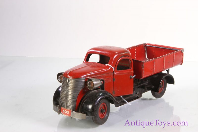 VeBe Toys Victor Bonnet Tin Pickup Truck for Sale <FONT COLOR="ff000 ">*SOLD*</font> - Image 5