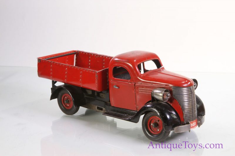 VeBe Toys Victor Bonnet Tin Pickup Truck for Sale <FONT COLOR="ff000 ">*SOLD*</font>