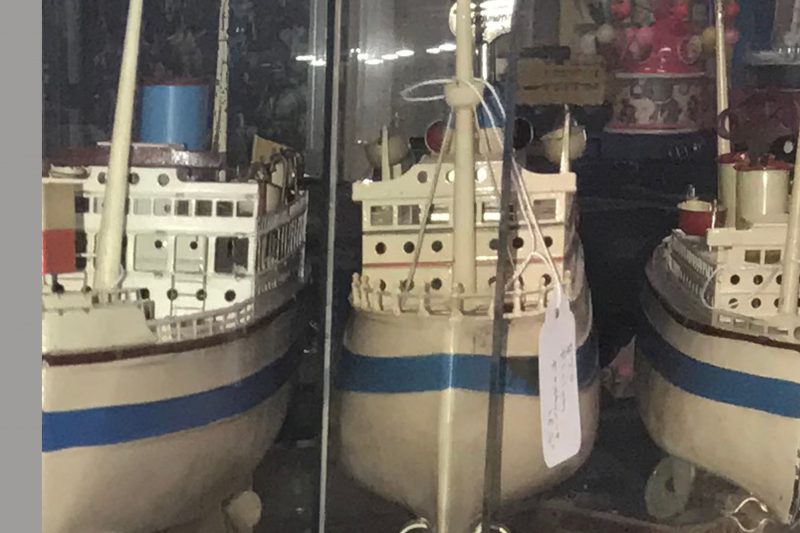 Fleischmann 16.5 inch Ocean Liner Ship for Sale <FONT COLOR="ff000 ">*SOLD*</font> - Image 3