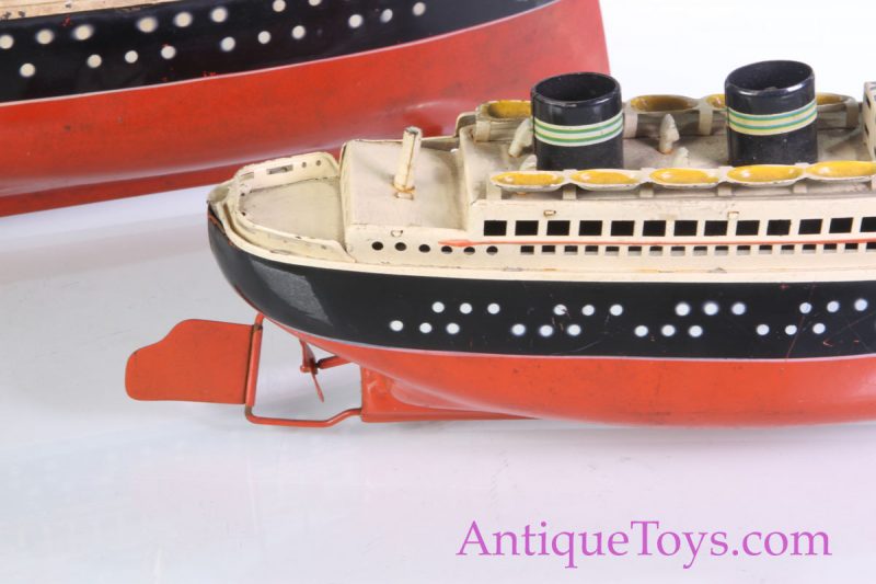 Arnold German Windup Tin Ships for Sale - #2025 <FONT COLOR="ff000 ">*SOLD*</font> - Image 4