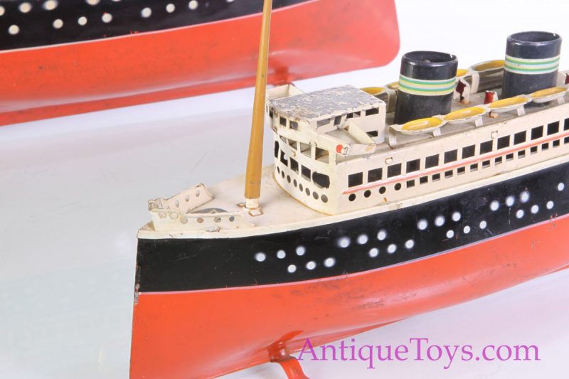 Arnold German Windup Tin Ships for Sale - #2025 <FONT COLOR="ff000 ">*SOLD*</font> - Image 6