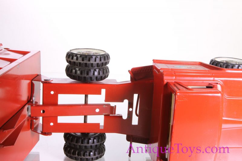 Structo Dump Truck Pressed Steel Goodness <FONT COLOR="ff000 ">*SOLD*</font> - Image 3