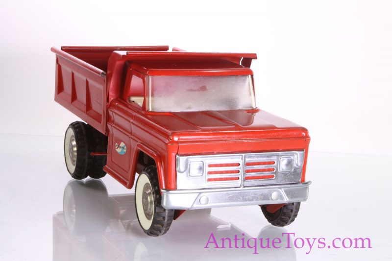 Structo Dump Truck Pressed Steel Goodness <FONT COLOR="ff000 ">*SOLD*</font> - Image 9