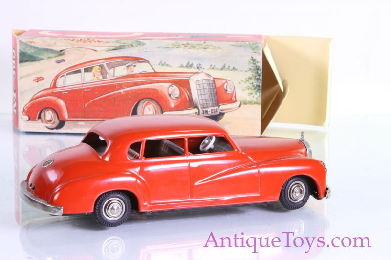 JNF M300 Mercedes Windup Tin Car <FONT COLOR="ff000 ">*SOLD*</font> - Image 5