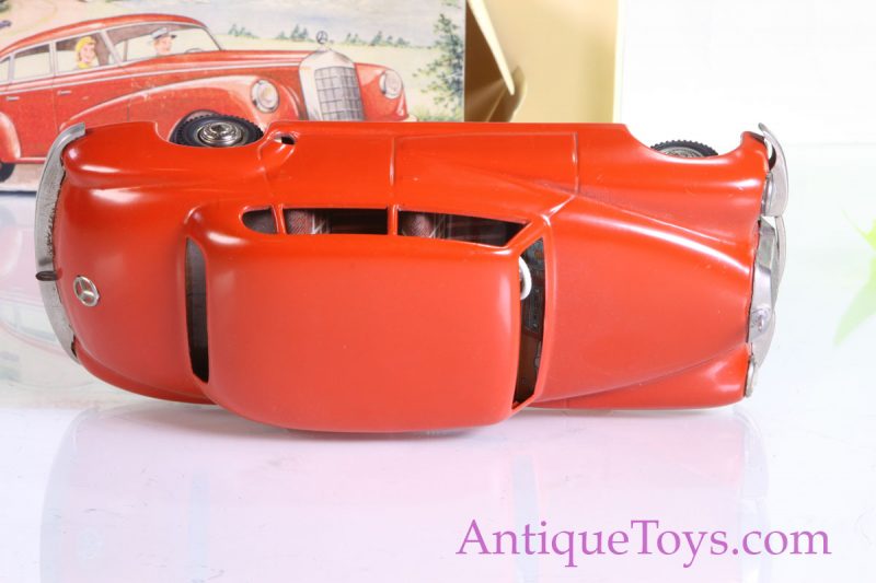 JNF M300 Mercedes Windup Tin Car <FONT COLOR="ff000 ">*SOLD*</font> - Image 8