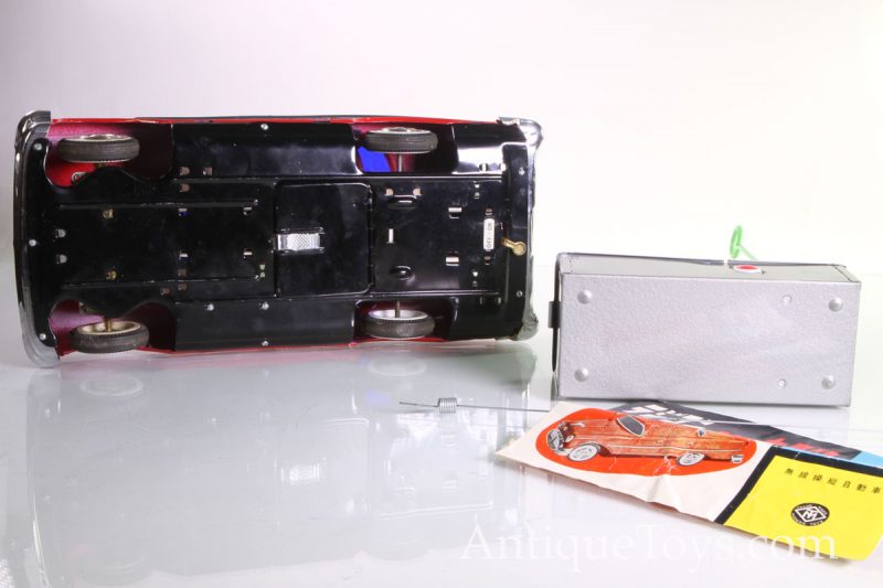Radicon First Remote Control Oldsmobile with Box for Sale <FONT COLOR="ff000 ">*SOLD*</font> - Image 3