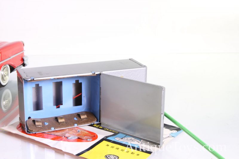 Radicon First Remote Control Oldsmobile with Box for Sale <FONT COLOR="ff000 ">*SOLD*</font> - Image 11