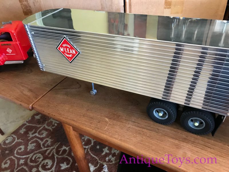 Smith Miller B model Mac Mc Lean Trucking Company Cab and Trailer <FONT COLOR="ff000 ">*SOLD*</font> - Image 3