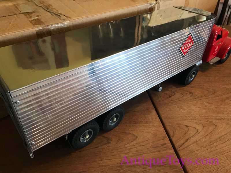 Smith Miller B model Mac Mc Lean Trucking Company Cab and Trailer <FONT COLOR="ff000 ">*SOLD*</font> - Image 11