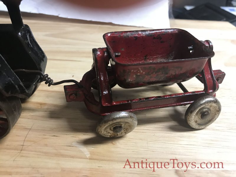 Avery Tractor and Trailer by Arcade <FONT COLOR="ff000 ">*SOLD*</font> - Image 9