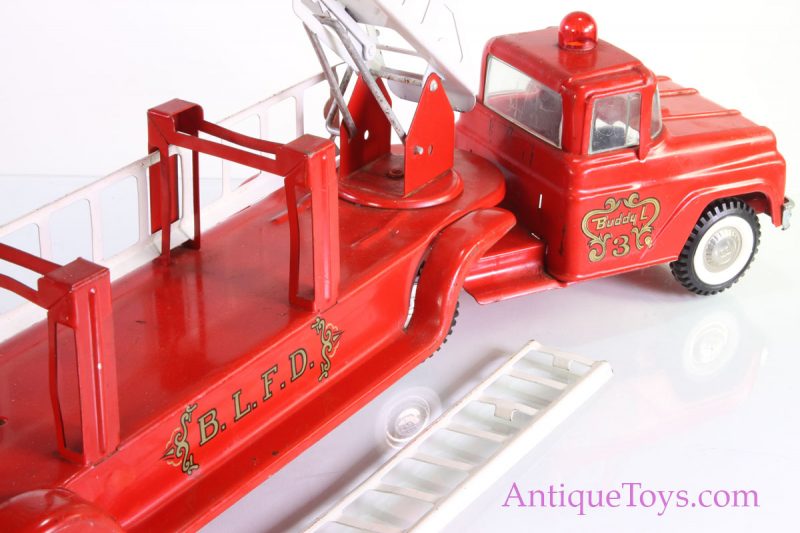 Buddy L Fire Truck and Ladder <FONT COLOR="ff000 ">*SOLD*</font> - Image 15