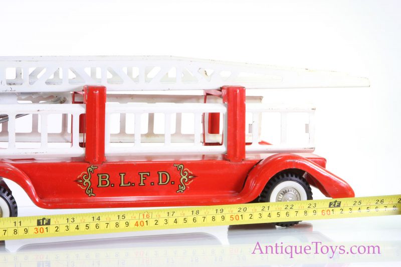 Buddy L Fire Truck and Ladder <FONT COLOR="ff000 ">*SOLD*</font> - Image 7