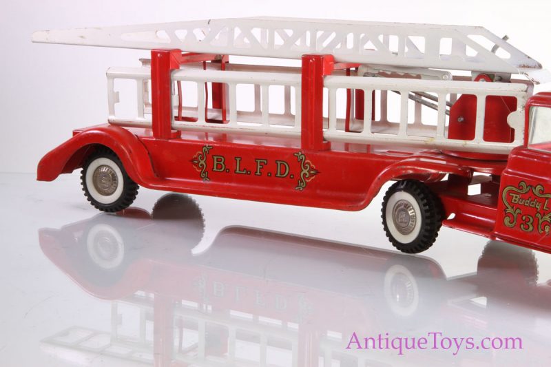 Buddy L Fire Truck and Ladder <FONT COLOR="ff000 ">*SOLD*</font> - Image 10