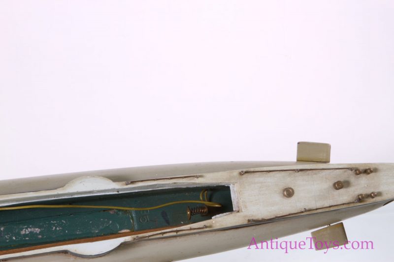U.S. Submarine #2 Motorized wood toy Made in Japan. TMY and Ito Aristocraft  RARE & EARLY *SOLD TO J COLLECTION** - Image 2