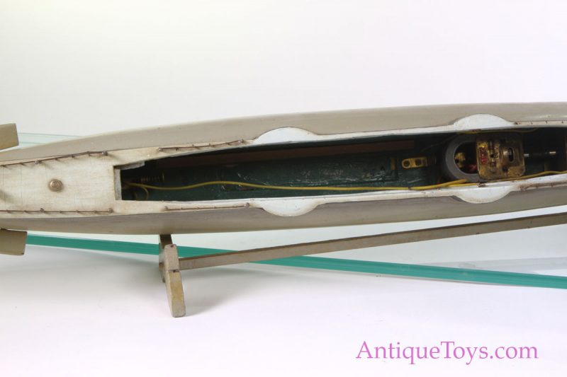 U.S. Submarine #2 Motorized wood toy Made in Japan. TMY and Ito Aristocraft  RARE & EARLY *SOLD TO J COLLECTION** - Image 9