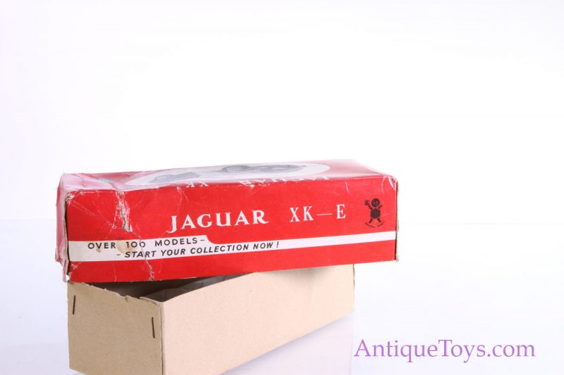 Bandai Jaguar Tin Car XKE with Box for Sale <FONT COLOR="ff000 ">*SOLD*</font> - Image 2