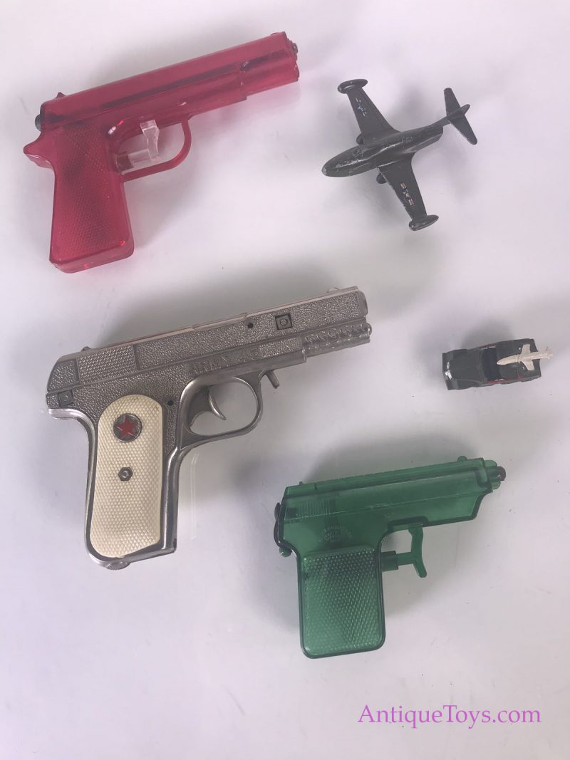 Hubley Cap Gun, Cast Iron Wartime Vehicles, & Water Guns <FONT COLOR="ff000 ">*SOLD*</font> - Image 7