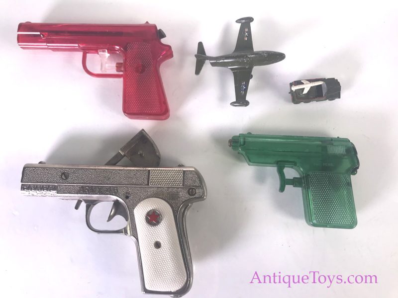 Hubley Cap Gun, Cast Iron Wartime Vehicles, & Water Guns <FONT COLOR="ff000 ">*SOLD*</font> - Image 2