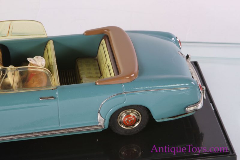 TippCo Mercedes-Benz 220S cabriolet.  TCO-112 Convertible <FONT COLOR="ff000 ">*SOLD*</font> - Image 2