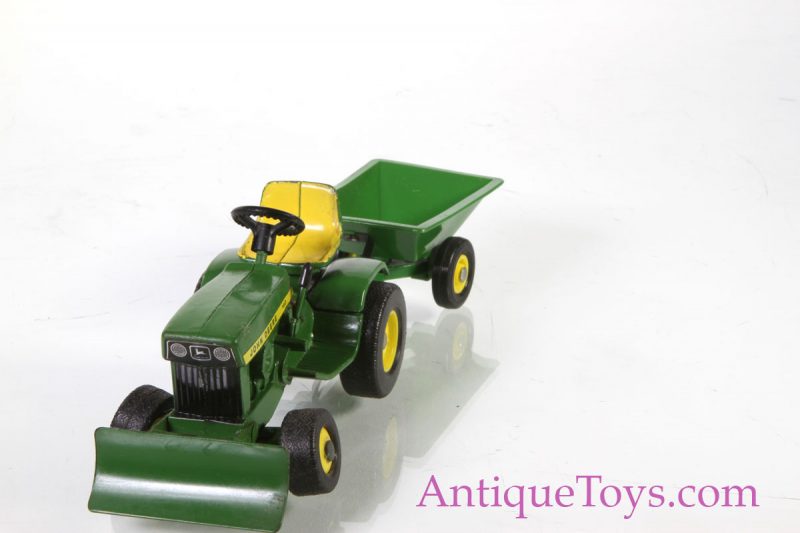 ERTL John Deere 140 Riding Mower with Dozer and Trailer <FONT COLOR="ff000 ">*SOLD*</font>