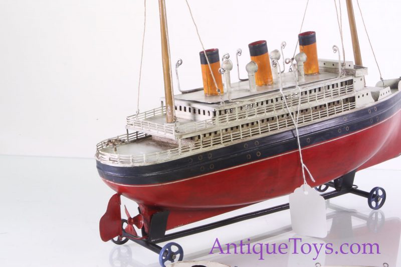 Gebruder Bing Large 16" Tin Ship for Sale <FONT COLOR="ff000 ">*SOLD*</font> - Image 15