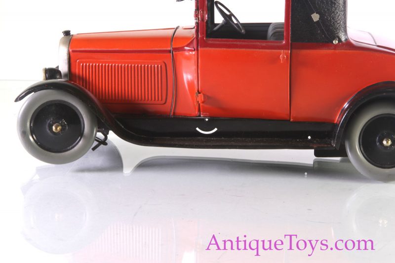 Citroen Large Six Coupe Tin toy from France <FONT COLOR="ff000 ">*SOLD*</font> - Image 5