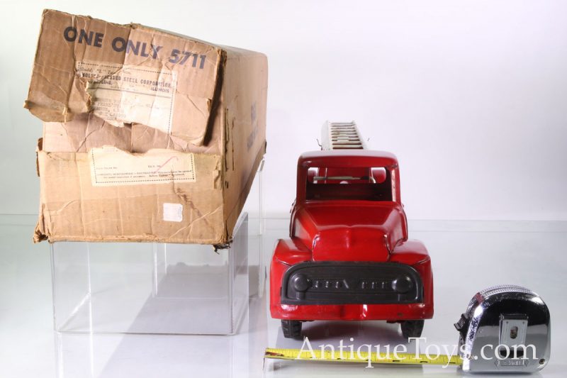 Buddy L Ladder Truck with Box for Sale 5711 <FONT COLOR="ff000 ">*SOLD*</font> - Image 6