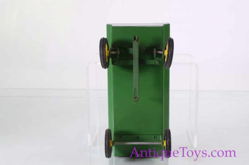 John Deere Ertl Set with Accessories Old Toys Likely 1/16 Scale <FONT COLOR="ff000 ">*SOLD*</font> - Image 14