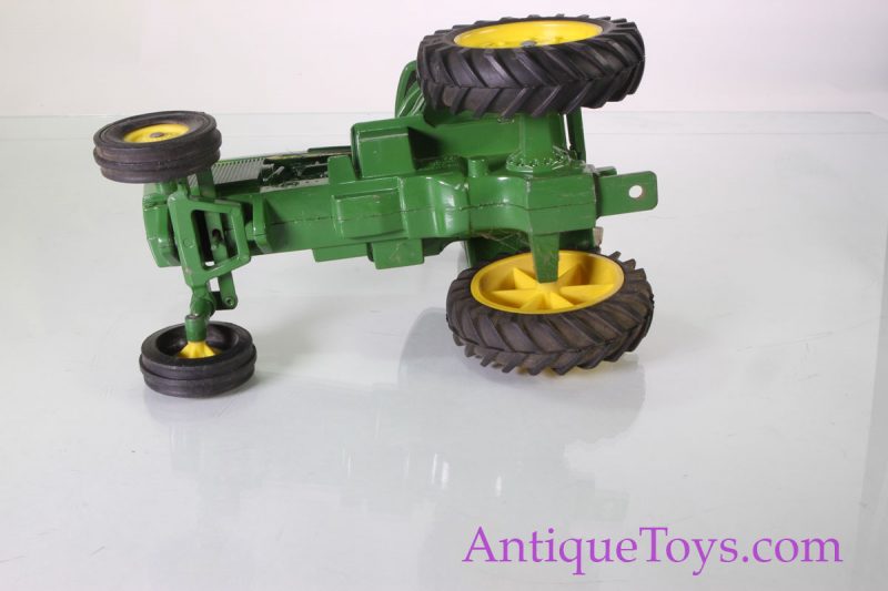 John Deere Ertl Set with Accessories Old Toys Likely 1/16 Scale <FONT COLOR="ff000 ">*SOLD*</font> - Image 22