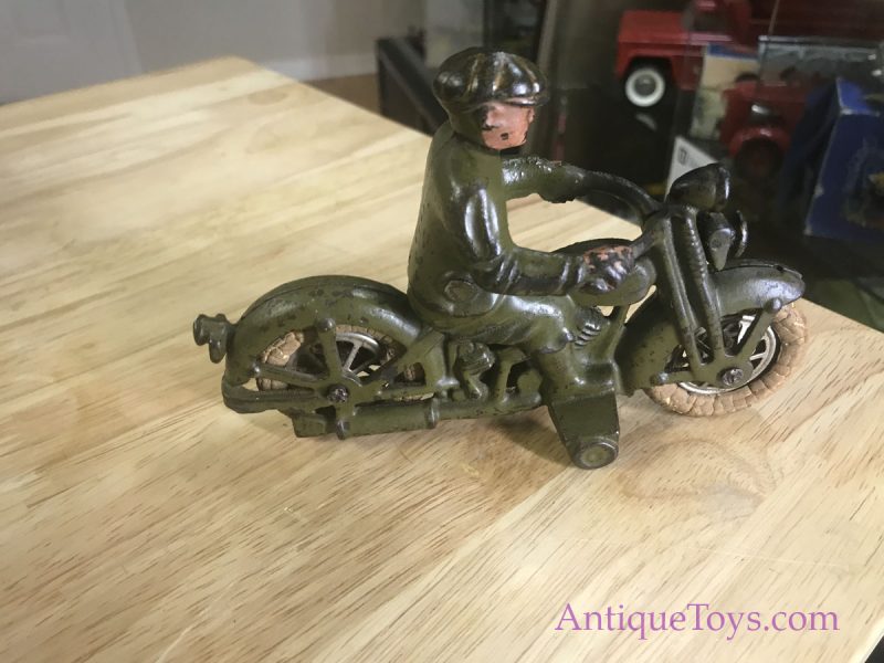 Hubley Civilian Motorcycle Cast Iron Toy <FONT COLOR="ff000 ">*SOLD*</font> - Image 17