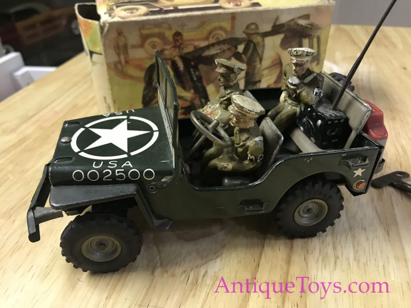 Arnold no. 2500 US Military Jeep Tin Lithograph Windup ca. 1950’s German Toy with Box <FONT COLOR="ff000 ">*SOLD*</font> - Image 10