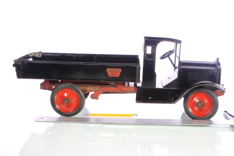 Keystone Pressed Steel Original Dump Truck <FONT COLOR="ff000 ">*SOLD*</font> - Image 11