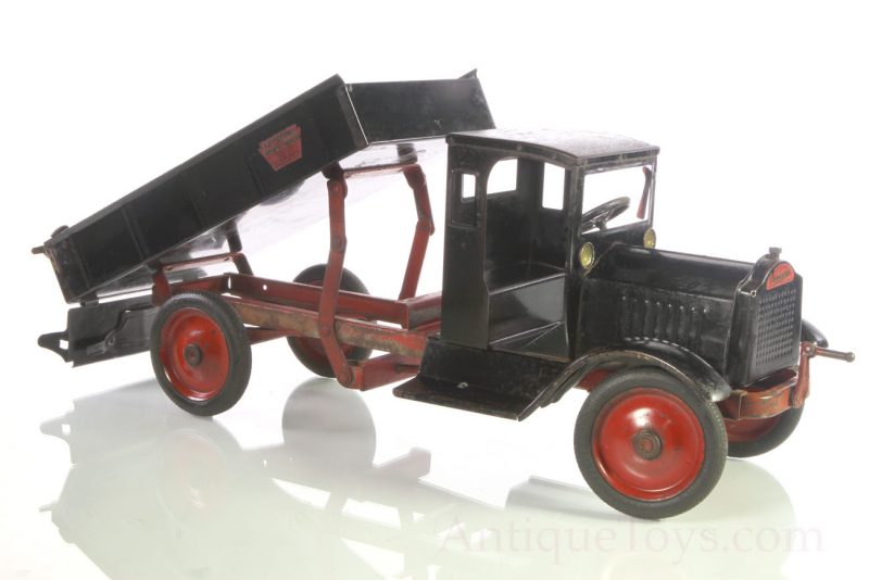 Keystone Pressed Steel Original Dump Truck <FONT COLOR="ff000 ">*SOLD*</font> - Image 5