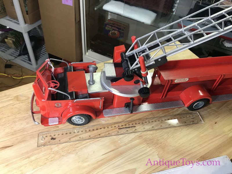 Shining Red Doepke Firetruck aka Ladder Truck Rossmoyne for Sale <FONT COLOR="ff000 ">*SOLD*</font> - Image 2