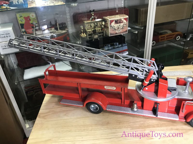 Shining Red Doepke Firetruck aka Ladder Truck Rossmoyne for Sale <FONT COLOR="ff000 ">*SOLD*</font> - Image 7