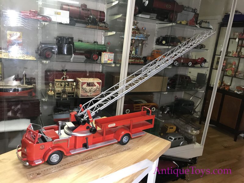 Shining Red Doepke Firetruck aka Ladder Truck Rossmoyne for Sale <FONT COLOR="ff000 ">*SOLD*</font> - Image 12