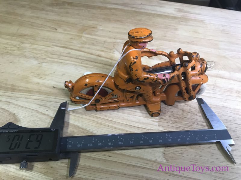 Hubley Cast Iron Battery Op Motorcycle <FONT COLOR="ff000 ">*SOLD*</font> - Image 14