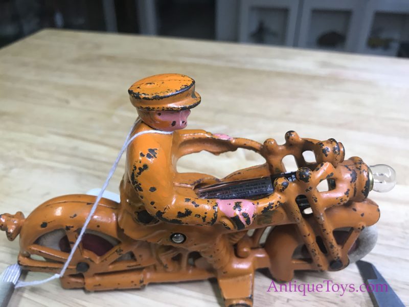 Hubley Cast Iron Battery Op Motorcycle <FONT COLOR="ff000 ">*SOLD*</font> - Image 13
