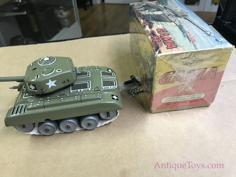 Gamma Tin Tank from Germany Sparking, Shooting, Smashing M-98 Tin Tank <FONT COLOR="ff000 ">*SOLD*</font> - Image 6