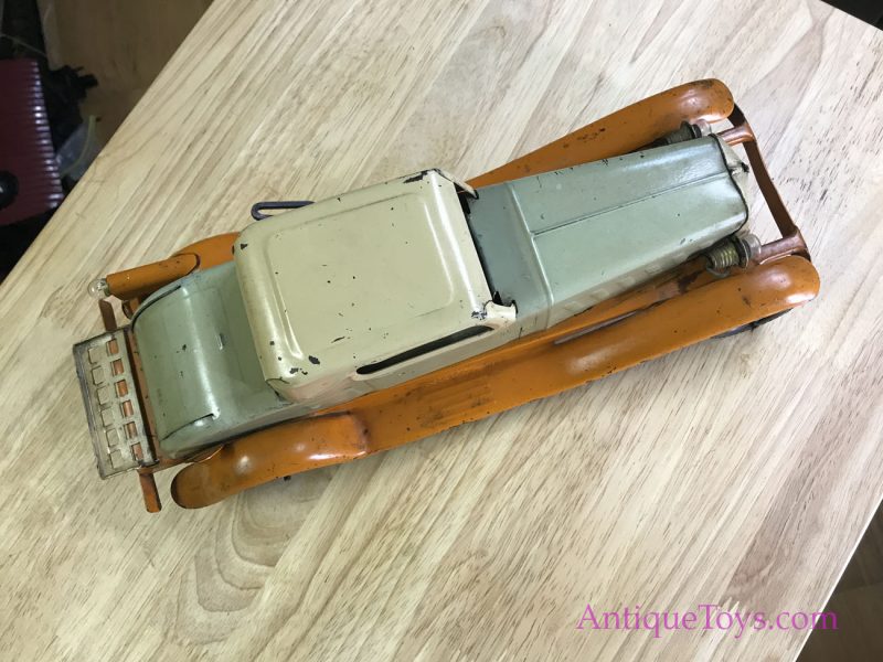 Girard Deluxe Coupe Pressed Steel Windup & Battery Op Car <FONT COLOR="ff000 ">*SOLD*</font> - Image 16