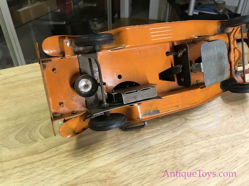 Girard Deluxe Coupe Pressed Steel Windup & Battery Op Car <FONT COLOR="ff000 ">*SOLD*</font> - Image 13