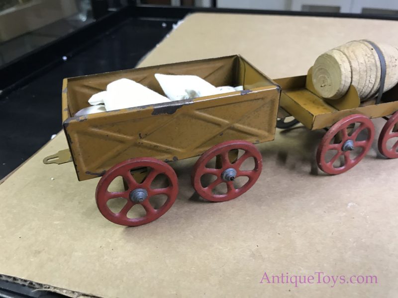 Ferdinand Martin Successor V.B. & Co Tin Truck with Cars Windup <FONT COLOR="ff000 ">*SOLD*</font> - Image 7