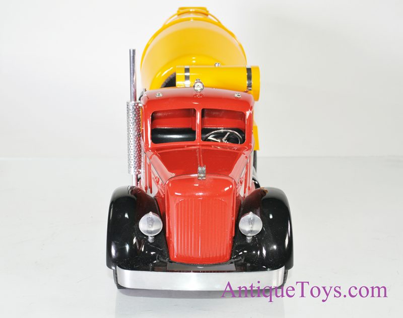 Vintage Fred Thompson Smith Miller, Inc. “Smitty Toys” Limited Edition Parker Brothers Cement Mixer Toy Truck for Sale <FONT COLOR="ff000 ">*SOLD*</font> - Image 5