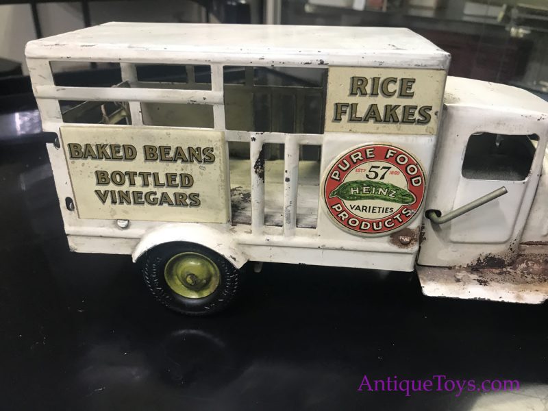 MetalCraft Heinz 57 Light Up Pressed Steel Truck <FONT COLOR="ff000 ">*SOLD*</font> - Image 3